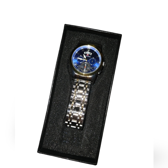 Men's Heavy Stainless Steel Luminescent Water Resistant Watch - Picture 2 of 2